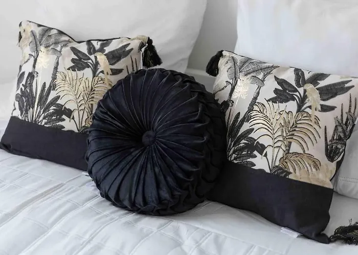 Flat Design St Denis 4 Personnes