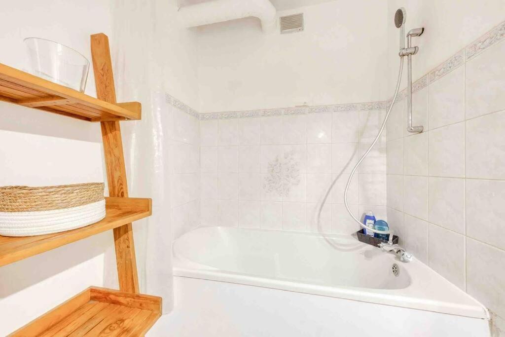 Flat Design St Denis 4 Personnes Appartement